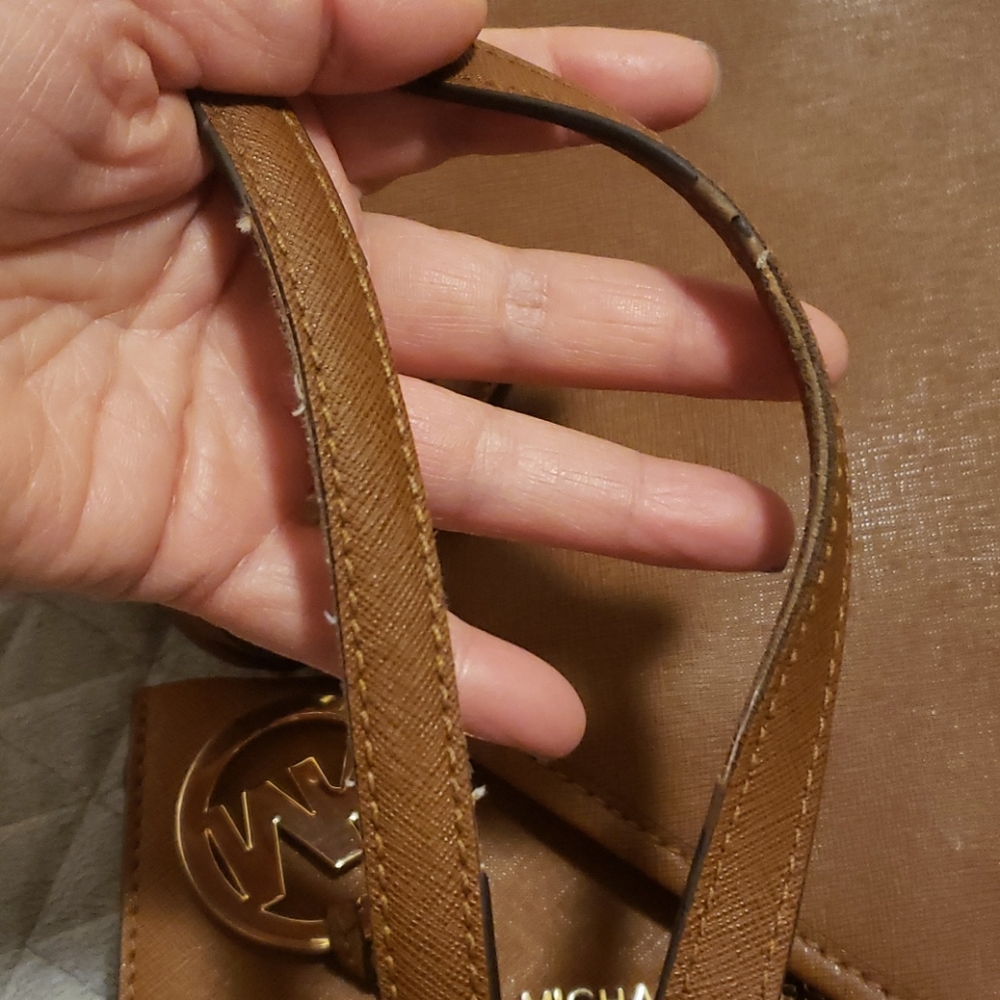 🚫SOLD🚫Michael Kors tote bag and wallet - Picture 8 of 8
